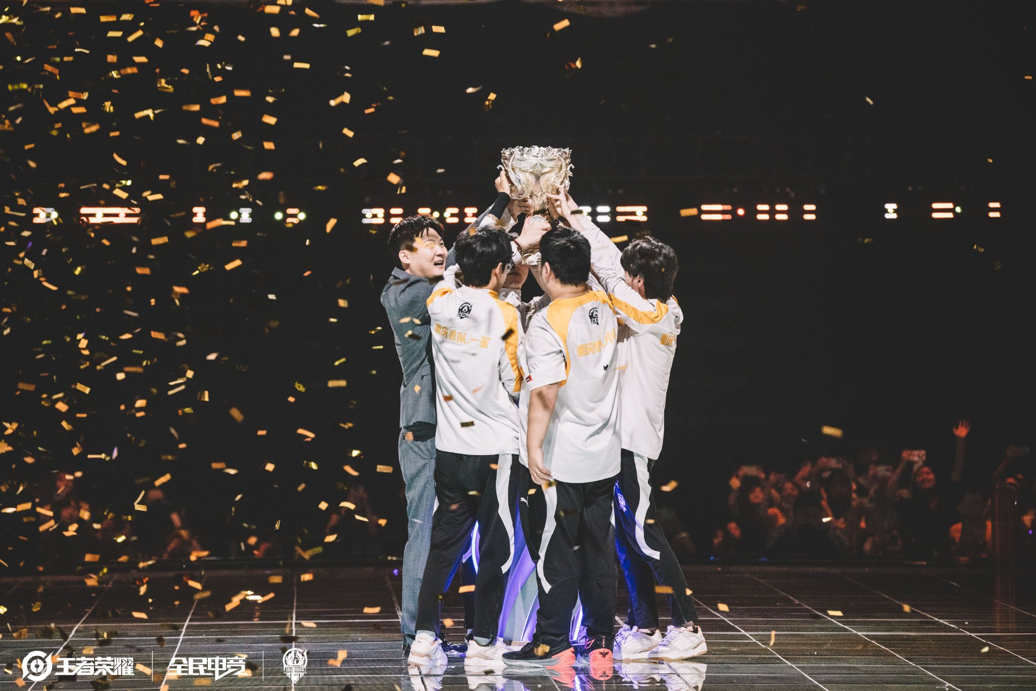 同样令人惊 同样令人惊