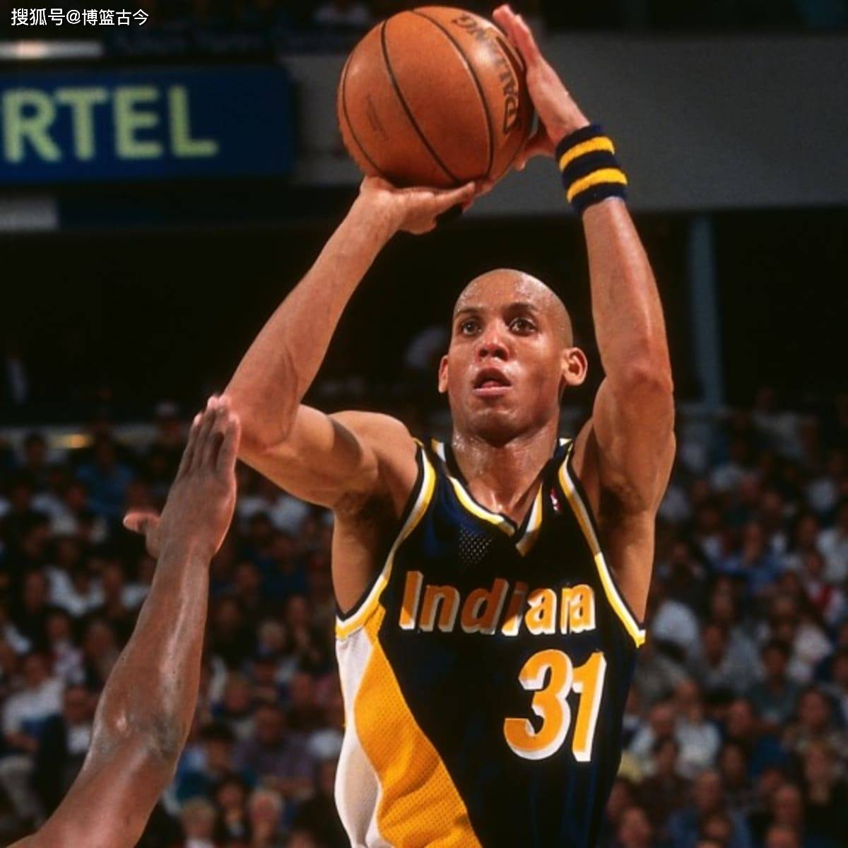 通过保护自 通过保护自