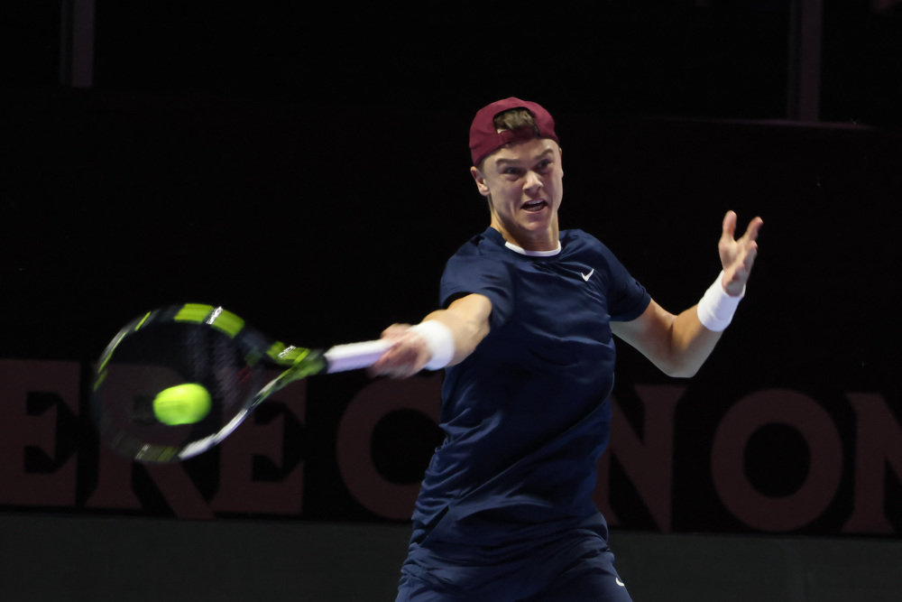 在密集赛程 在密集赛程